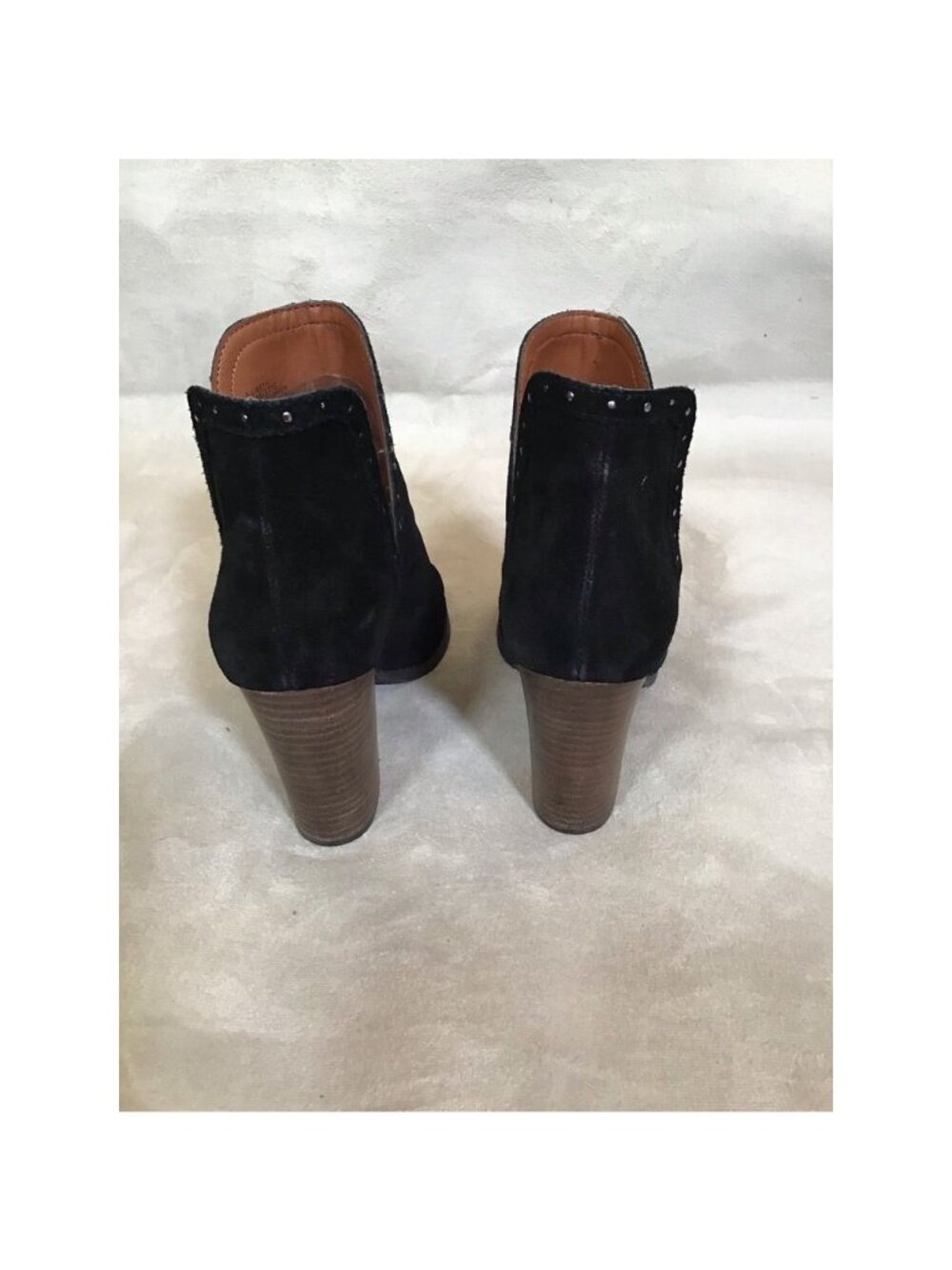 Lucky Brand Womens Libeth Booties 7.5 Ankle Boots Black Suede Studded Pull On - Picture 8 of 9